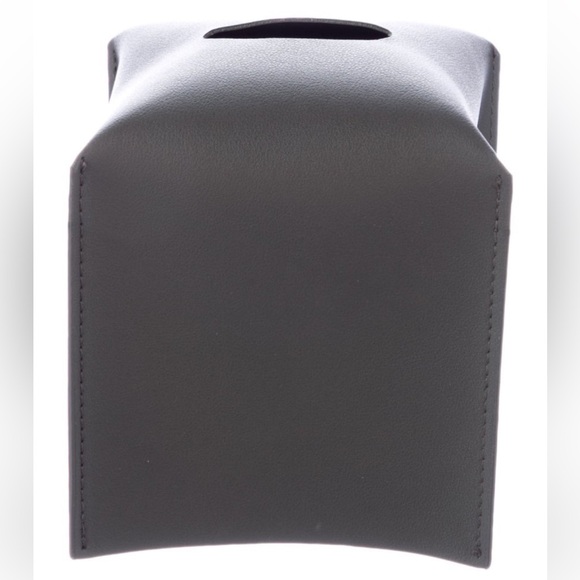 Nicole Sassaman Leather Tissue Box Cover - Picture 1 of 4